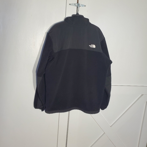 The north face jacket  xl black. - Picture 8 of 9